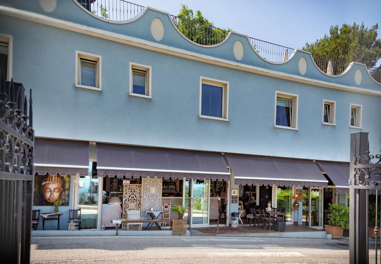 Bahita - Betty'S B&B Gabicce Mare Eksteriør billede